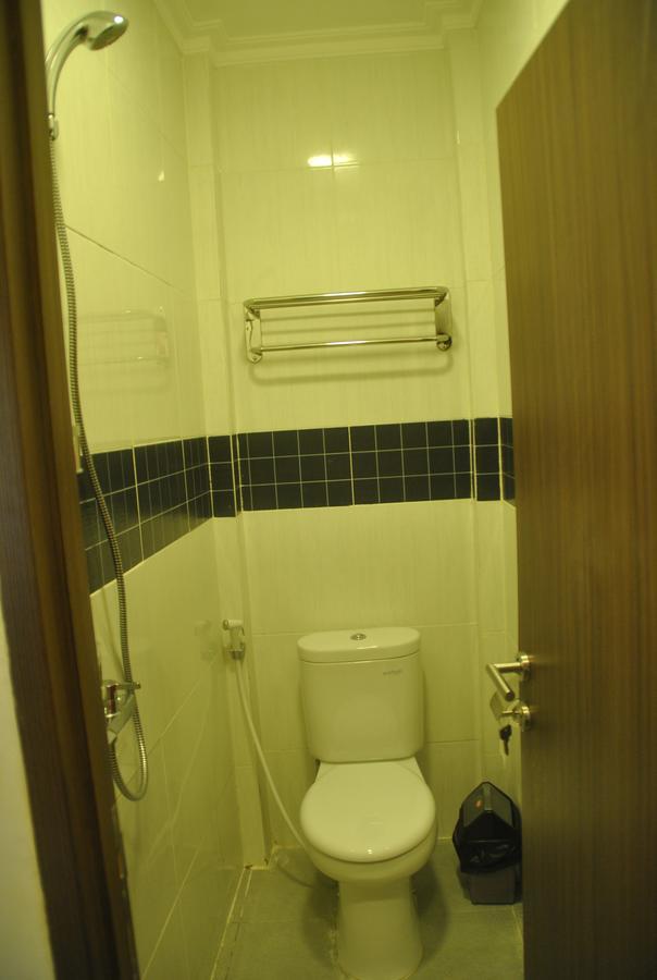 Djo Front One Inn Bengkulu Ngoại thất bức ảnh