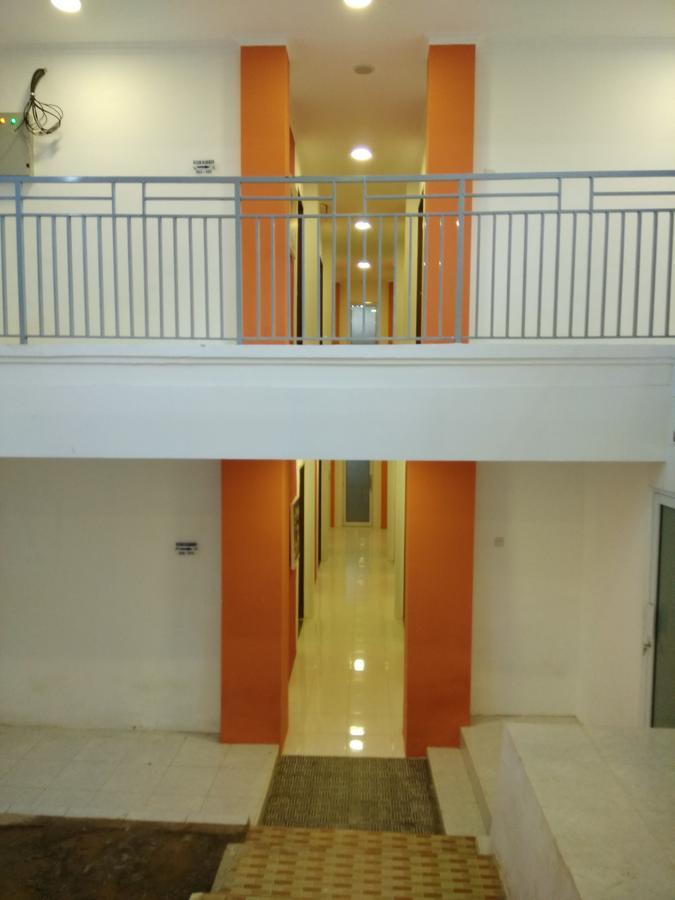 Djo Front One Inn Bengkulu Ngoại thất bức ảnh