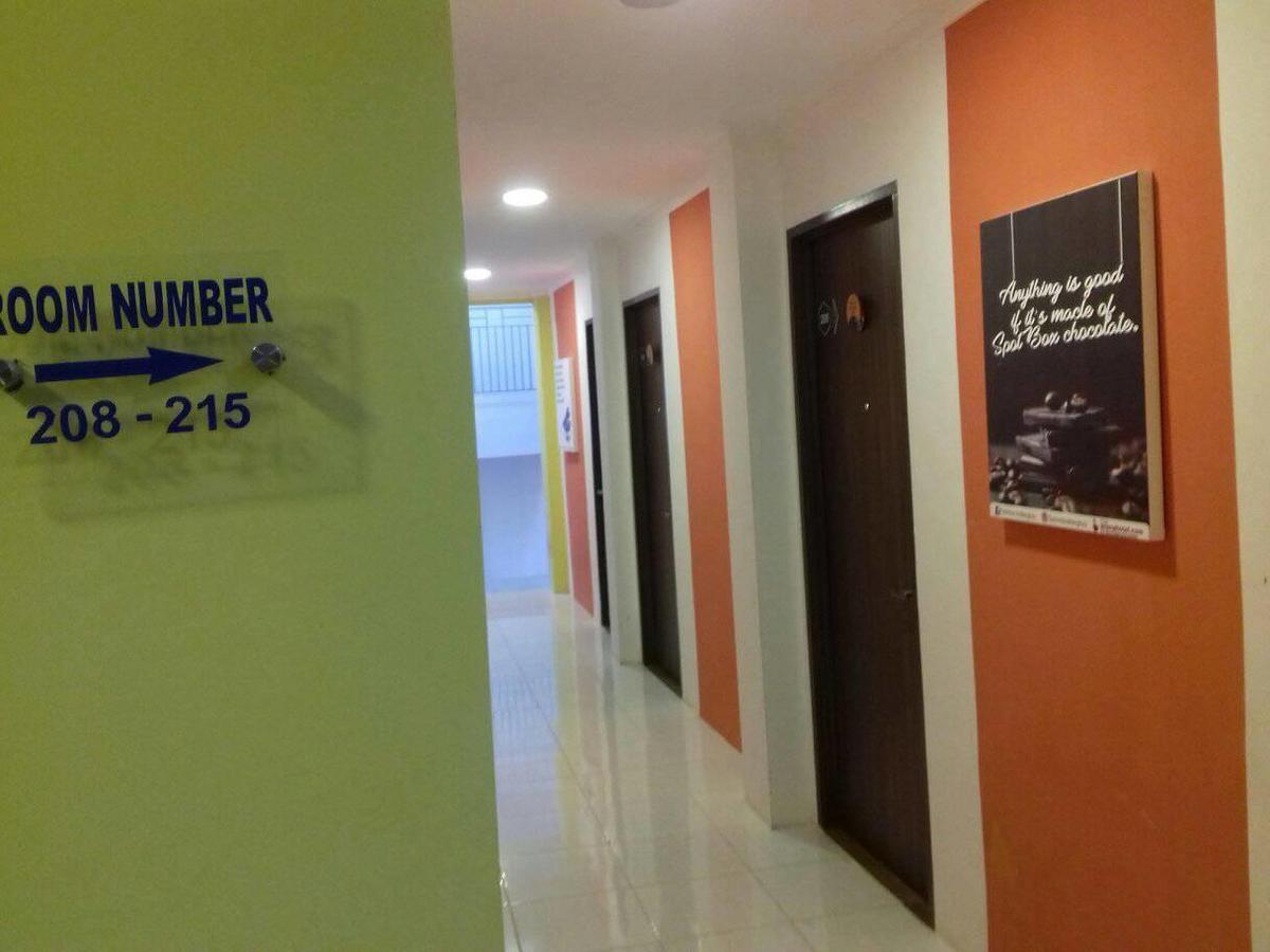 Djo Front One Inn Bengkulu Ngoại thất bức ảnh