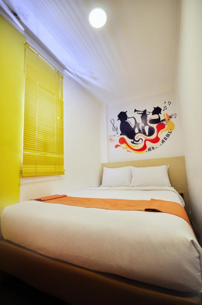 Djo Front One Inn Bengkulu Ngoại thất bức ảnh