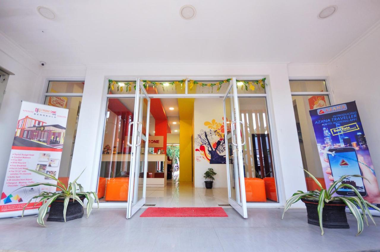 Djo Front One Inn Bengkulu Ngoại thất bức ảnh