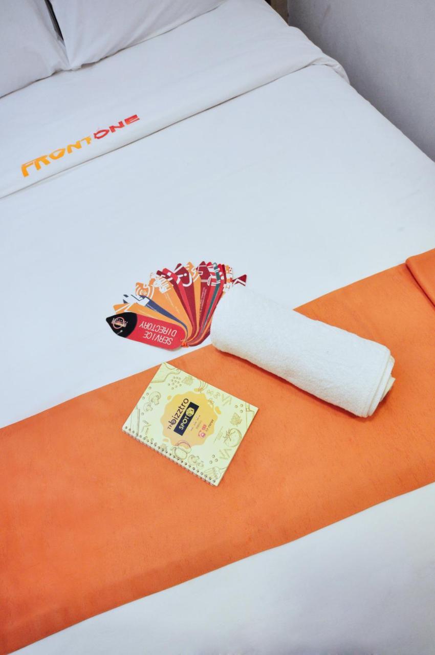 Djo Front One Inn Bengkulu Ngoại thất bức ảnh