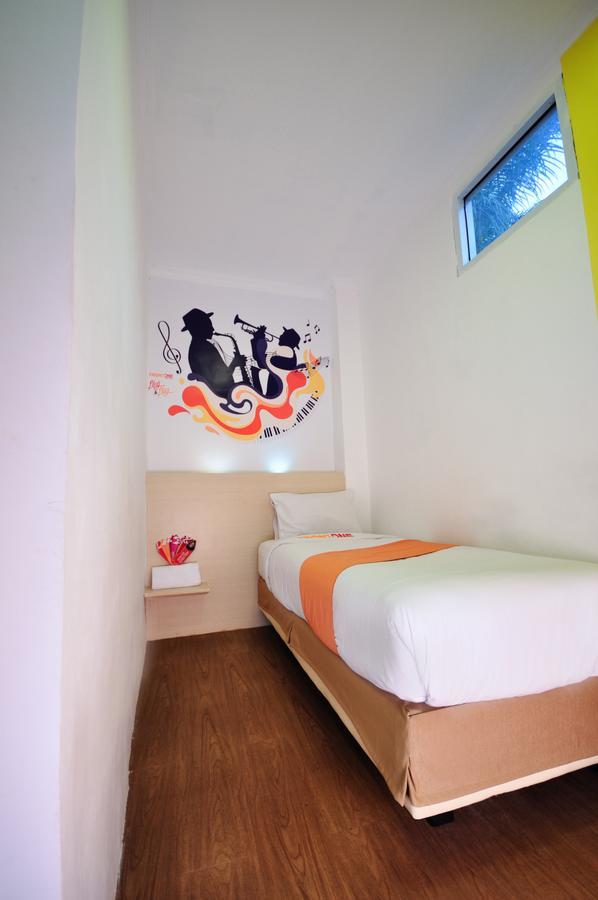 Djo Front One Inn Bengkulu Ngoại thất bức ảnh