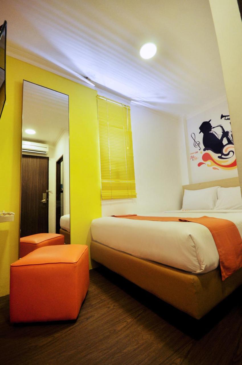 Djo Front One Inn Bengkulu Ngoại thất bức ảnh