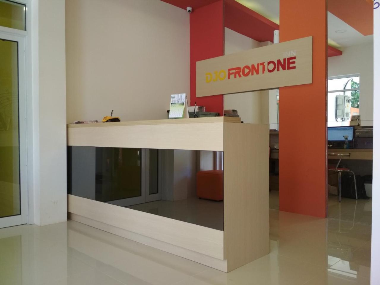 Djo Front One Inn Bengkulu Ngoại thất bức ảnh